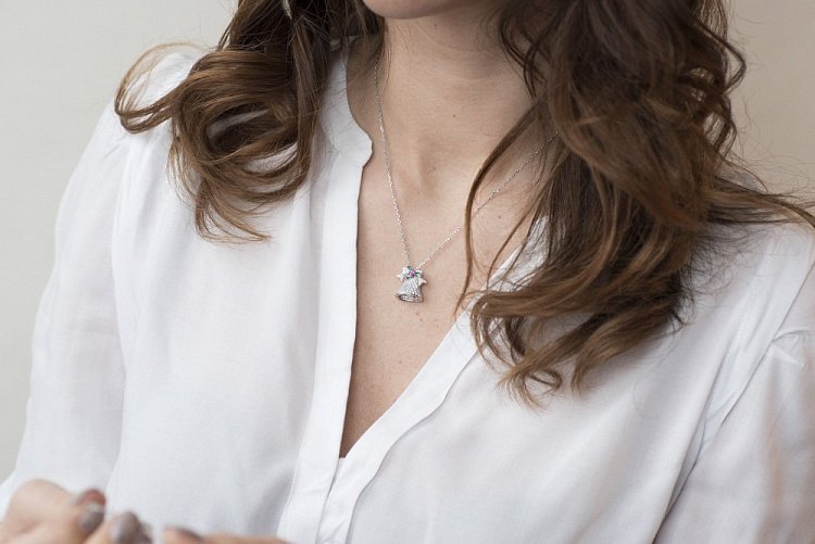 Срібне кольє "Дзвіночок" (фіаніти) 18603 від ювелірного магазину Онікс - 1