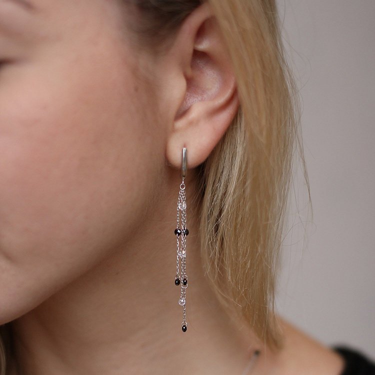 Серебряные серьги на английской застежке с фианитами 122548 от ювелирного магазина Оникс - 5