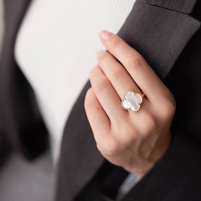 Каблучка "Конюшина" в червоному золоті (перламутр) к07035 №5