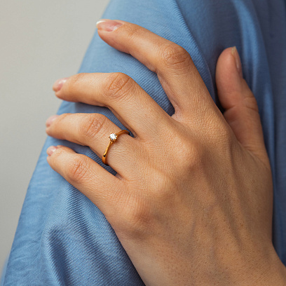 Помолвочное золотое кольцо с фианитом к08229 №2