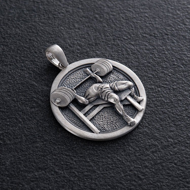 Срібний кулон "Спортсмен зі штангою" (можливе гравіювання) 133216 від ювелірного магазину Онікс - 1