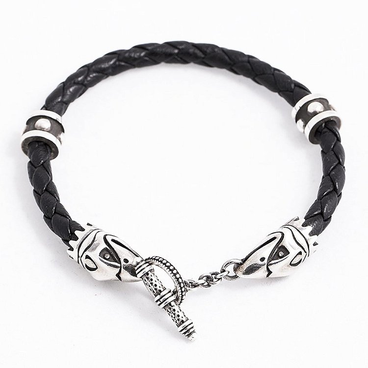 Кожаный браслет Crixus с серебряными вставками t20 от ювелирного магазина Оникс