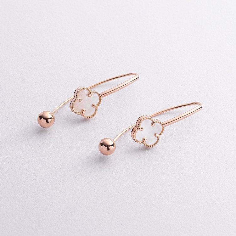 Золоті сережки "Конюшина" з перламутром с09319 від ювелірного магазину Онікс - 1