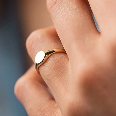 Печатка в жовтому золоті (можливе гравіювання) к07532