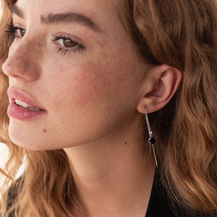 Серебряные серьги-протяжки (эмаль, фианиты) 122336 от ювелирного магазина Оникс - 2