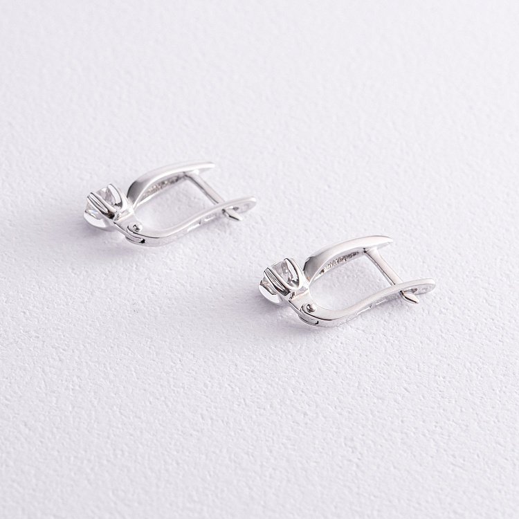 Сережки в білому золоті з діамантами 502390 від ювелірного магазину Онікс - 2