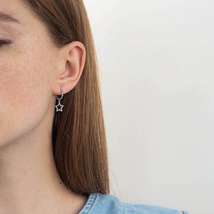 Золоті сережки із зірочками с06176 від ювелірного магазину Онікс - 1