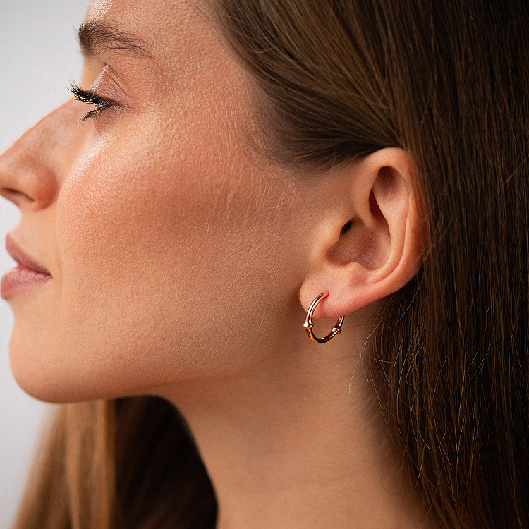 Серьги - кольца "Bamboo" в красном золоте с09141 от ювелирного магазина Оникс - 3