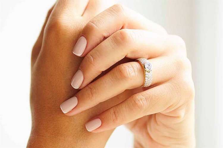 Женское кольцо (фианиты) к01671ж от ювелирного магазина Оникс - 4