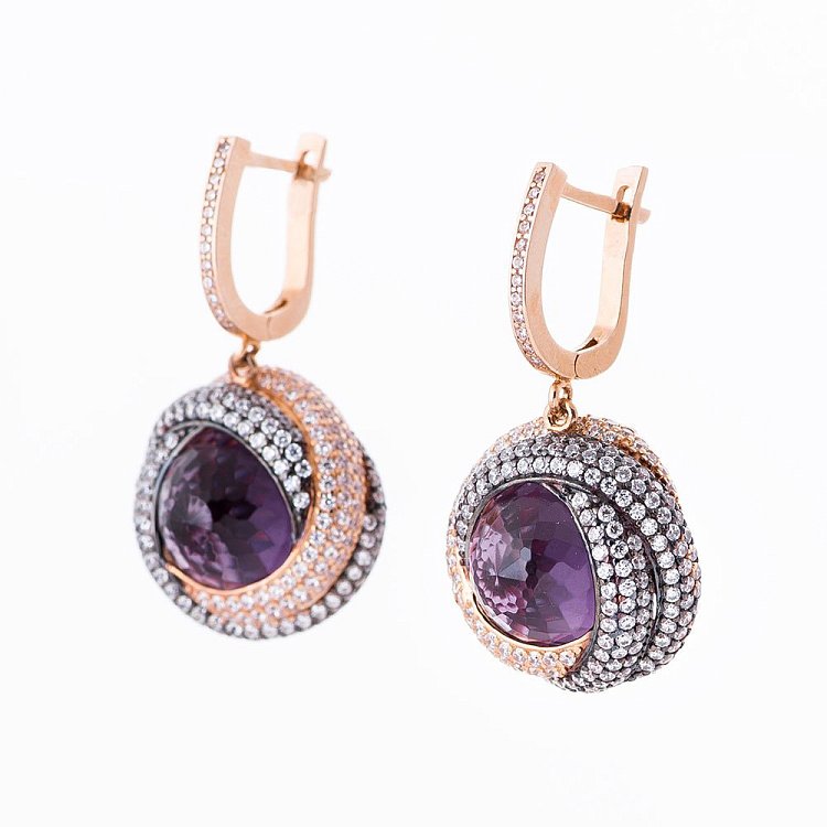 Золоті сережки з фіанітами с04069 - 1 Золоті сережки з фіанітами с04069 від ювелірного магазину Онікс - 1