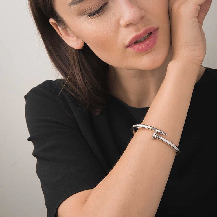 Золотий браслет "Цвях" з фіанітами б02242 від ювелірного магазину Онікс - 2