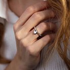 Серебряное кольцо "Сердечко" с фианитами 069810 от ювелирного магазина Оникс - 3