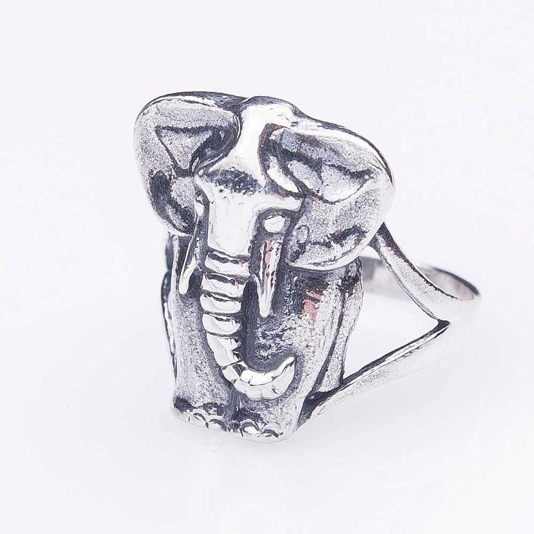 Срібний перстень "Слон" 11276 від ювелірного магазину Онікс