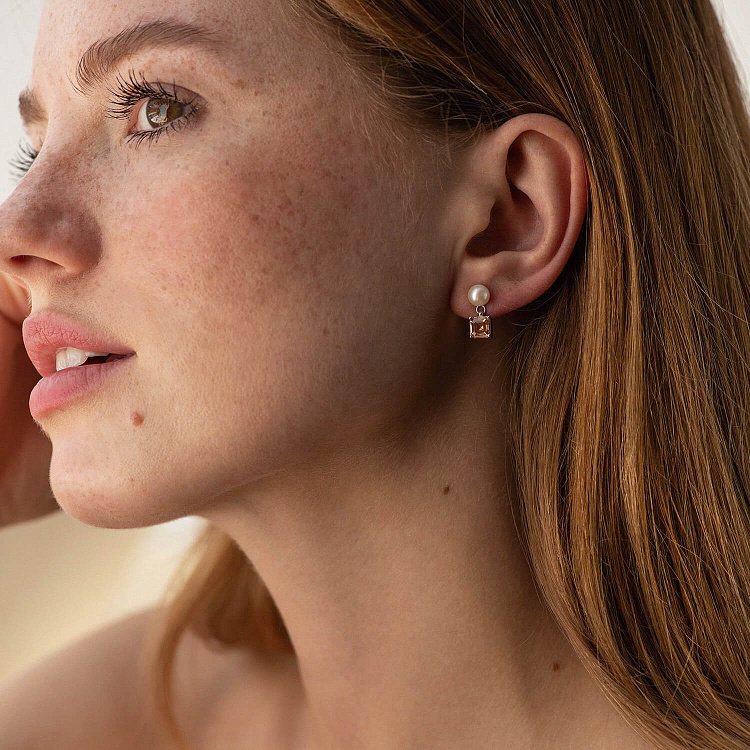 Золотые серьги - пусеты "Альма" (оранжевые фианиты, жемчуг) с08249 от ювелирного магазина Оникс - 3