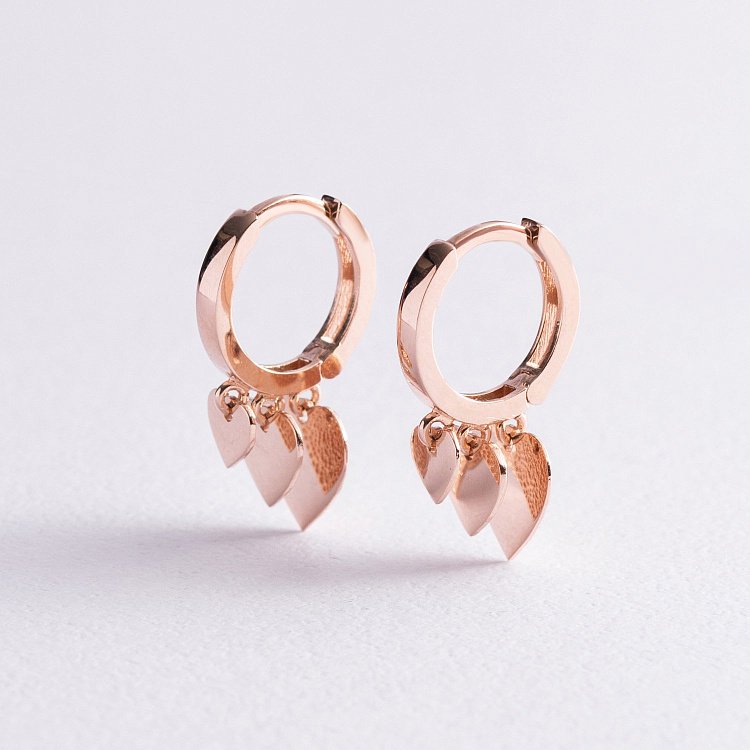 Золоті сережки "Сердечка" с07570 від ювелірного магазину Онікс