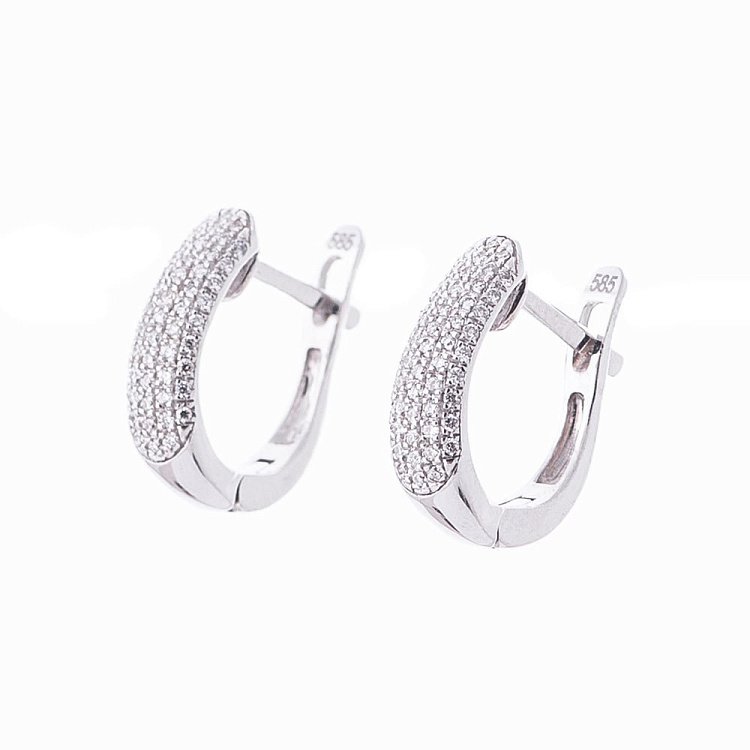 Золотые серьги с бриллиантами t03106e от ювелирного магазина Оникс - 1