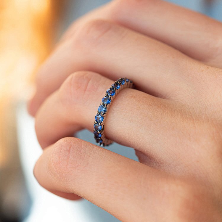 Золота каблучка з доріжкою каменів (сапфіри) кб0443gl від ювелірного магазину Онікс - 7