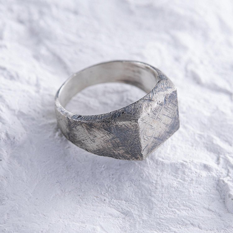 Чоловіча срібна печатка 112722 від ювелірного магазину Онікс - 5