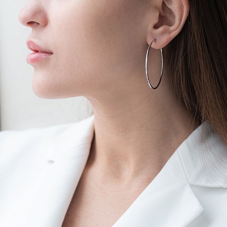 Сережки - кільця в білому золоті (4.6 см) с07142 від ювелірного магазину Онікс - 1