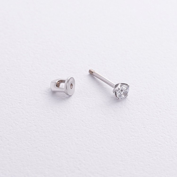 Моносерьга с фианитом (белое золото) с09143 от ювелирного магазина Оникс - 1