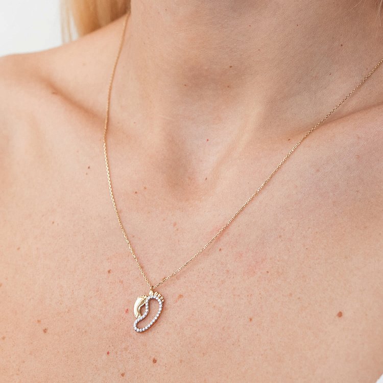 Золоте кольє "Ніжки немовляти" кол00613 від ювелірного магазину Онікс - 1