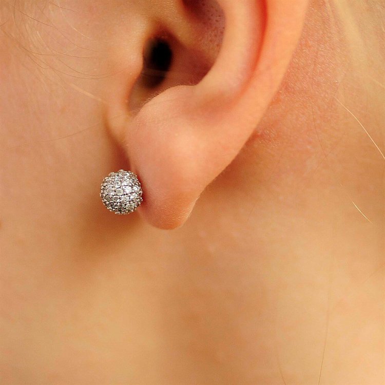 Золоті сережки пусети "Кульки" з фіанітами с01644 від ювелірного магазину Онікс - 2