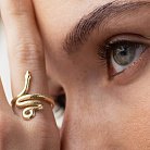 Кольцо "Змея" в желтом золоте к07105 от ювелирного магазина Оникс