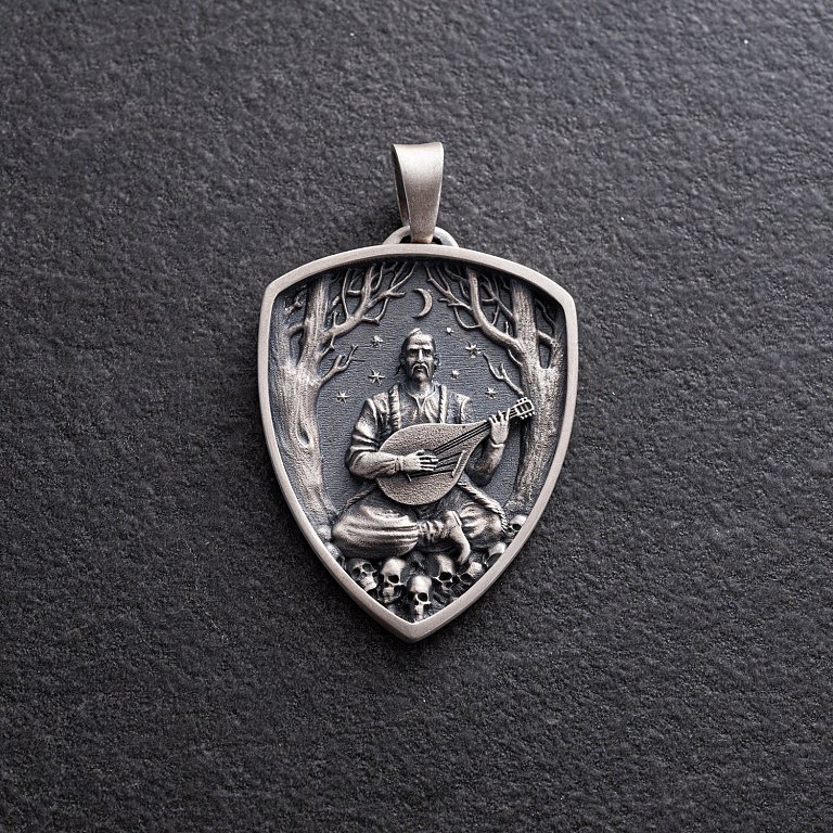 Срібний кулон 