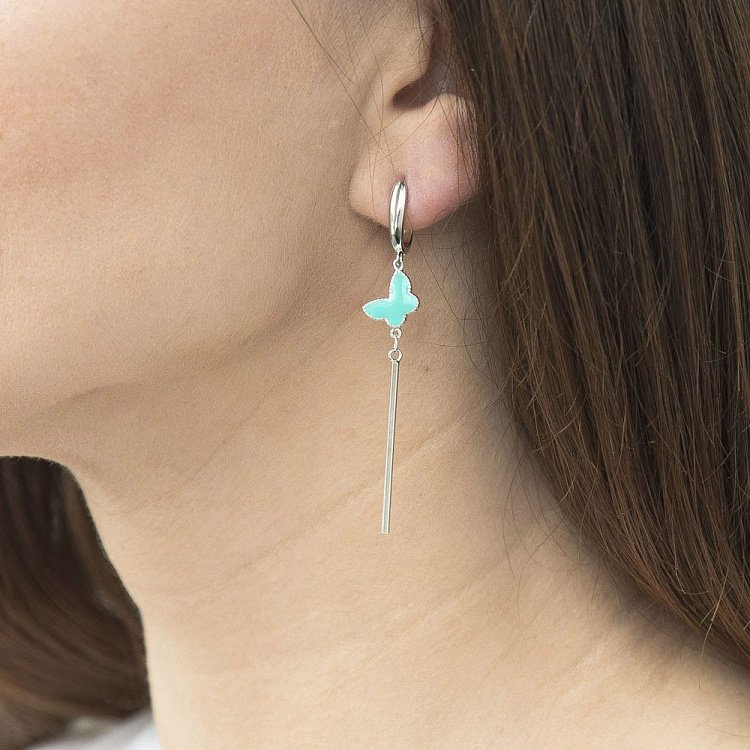 Срібні сережки "Метелики" з емаллю 122174г - 2 Срібні сережки "Метелики" з емаллю 122174г від ювелірного магазину Онікс - 2