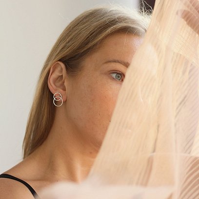 Срібні сережки - пусети "Перетин кілець" 122584 №9