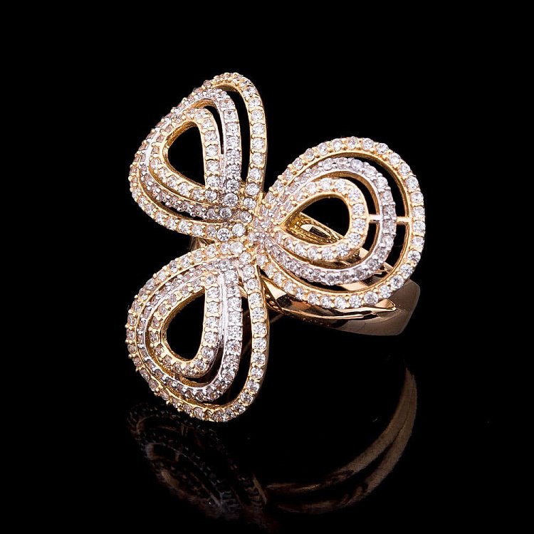 Золотое кольцо "Винтаж" с фианитами к03636 от ювелирного магазина Оникс