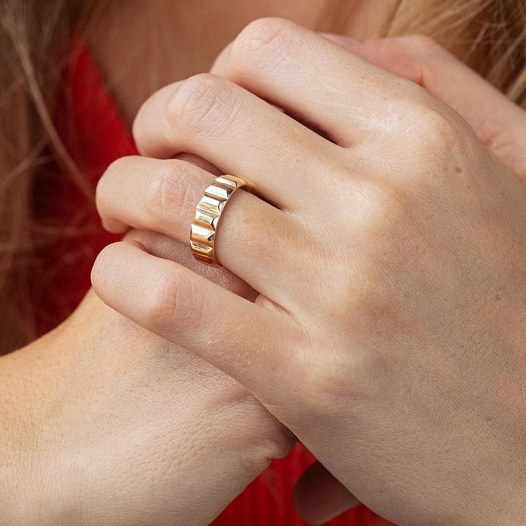 Кольцо "Frederika" в желтом золоте к07584 от ювелирного магазина Оникс - 15