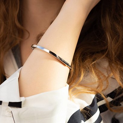 Жесткий браслет Lock в белом золоте б05257 №11