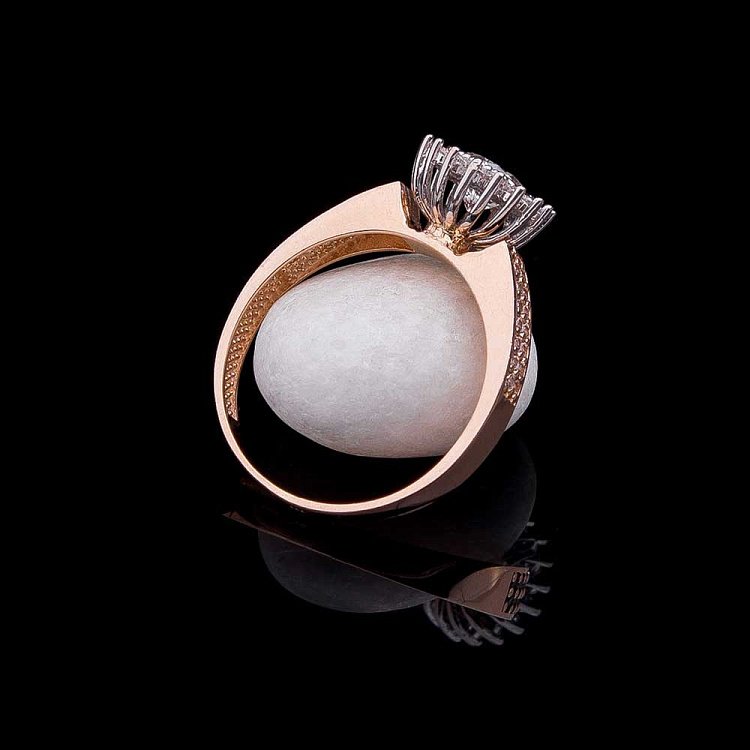 Помолвочное золотое кольцо с фианитами к04591 от ювелирного магазина Оникс - 2