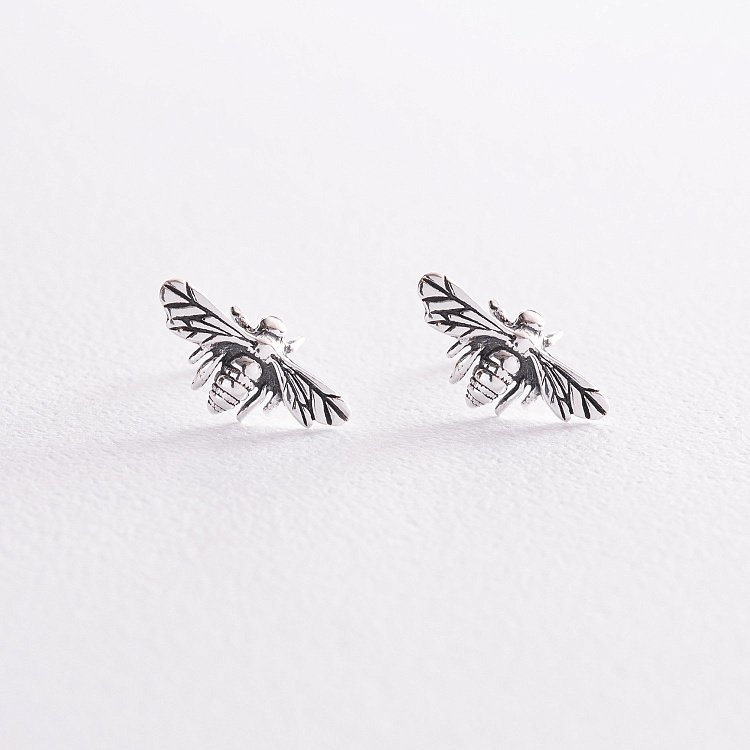 Срібні сережки - пусети "Оса" 123216 від ювелірного магазину Онікс