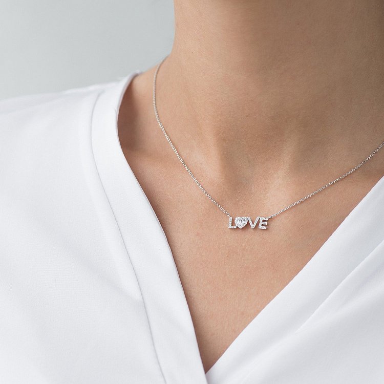 Золотое колье "Love" с бриллиантами колб0035no от ювелирного магазина Оникс - 1