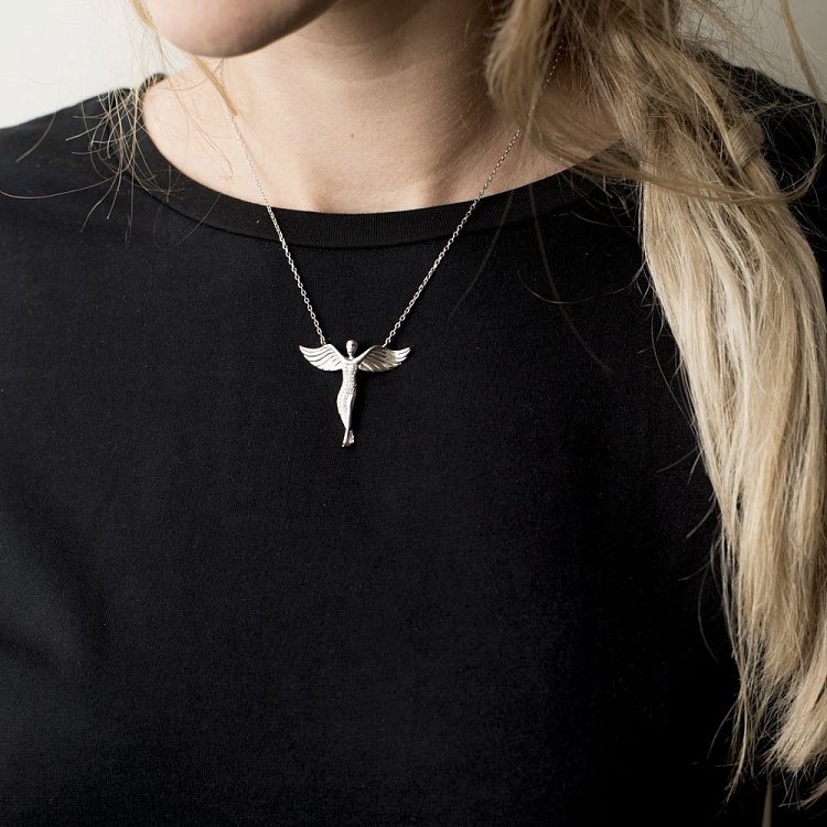 Серебряное колье "Ангел" с фианитами 18540 от ювелирного магазина Оникс - 3