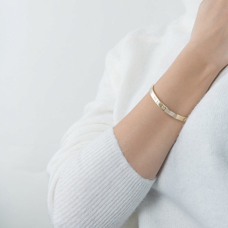 Браслет с желтого золота б04094 от ювелирного магазина Оникс - 1