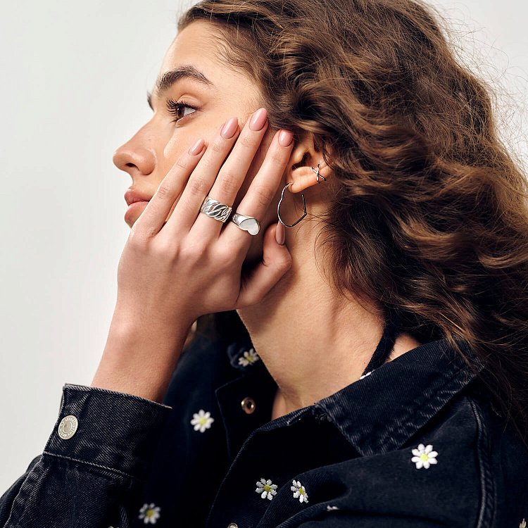 Широкое серебряное кольцо "Элизабет" 112691 от ювелирного магазина Оникс - 14