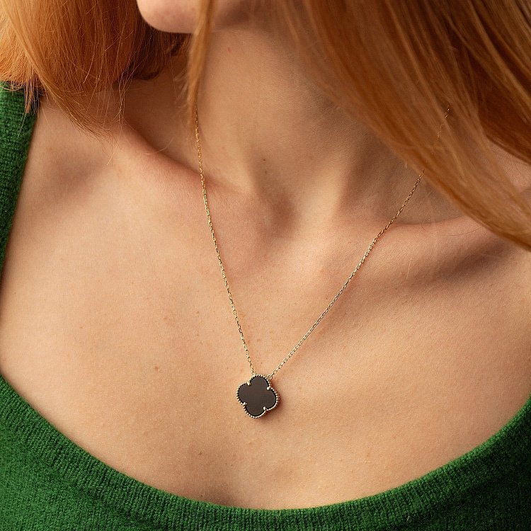 Кольє "Конюшина" в жовтому золоті (онікс) кол02482 від ювелірного магазину Онікс - 1