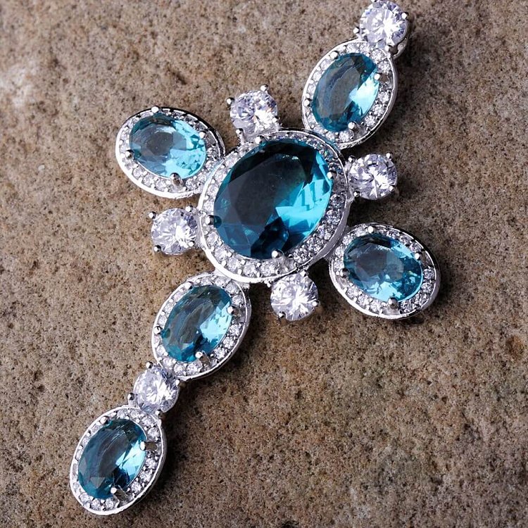 Підвіска "Хрестик" (фіаніт) 131906 від ювелірного магазину Онікс - 1