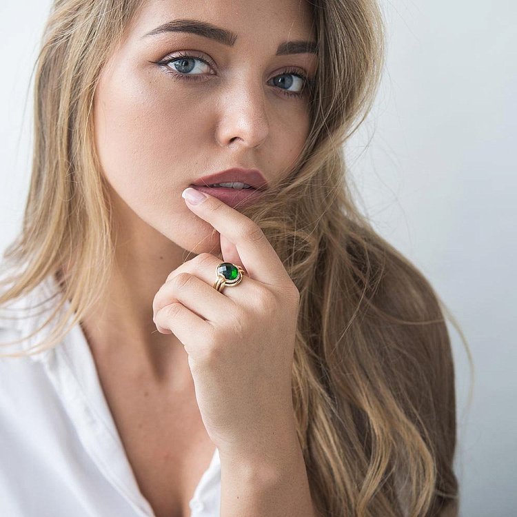 Эксклюзивное золотое кольцо с фианитами к04418 от ювелирного магазина Оникс - 5