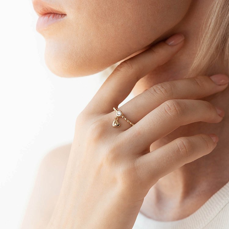 Каблучка "Сердечко" в жовтому золоті (фіаніт) к07065 від ювелірного магазину Онікс - 7