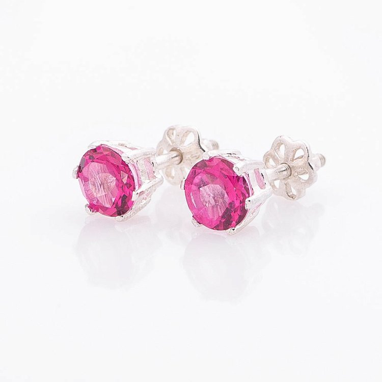 Серебряные серьги-гвоздики с розовым топазом 6 мм 121975 от ювелирного магазина Оникс