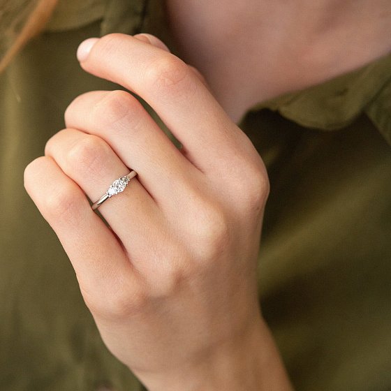 Заручальна срібна каблучка з фіанітами 476 №4