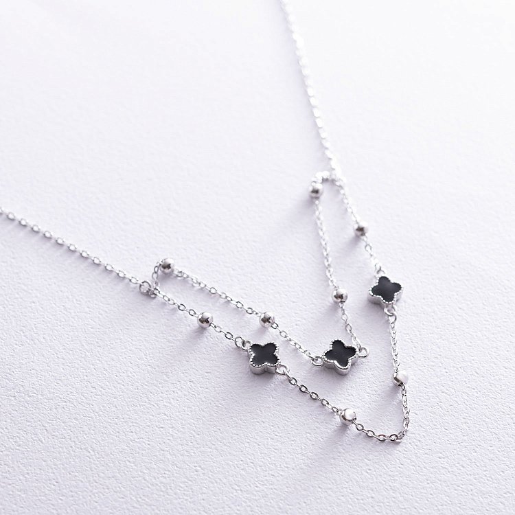 Серебряное колье "Клевер" (эмаль) 181061 от ювелирного магазина Оникс