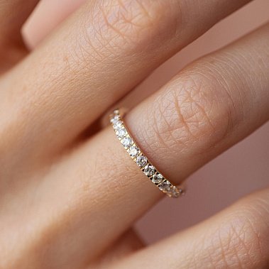 Кольцо с бриллиантом. Купить кольца с бриллиантами недорого. Цена на бриллиантовые кольца - ювелирный магазин Оникс