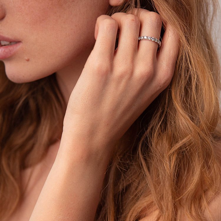 Каблучка з діамантами в білому золоті 101-10131(16.5) від ювелірного магазину Онікс - 8