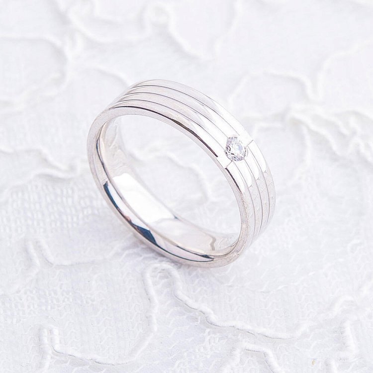 Обручальное кольцо обр000893 от ювелирного магазина Оникс - 1