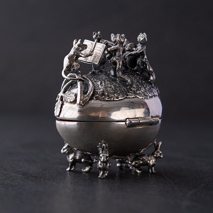 Срібний футляр "Оркестр котів" ручної роботи 23119 від ювелірного магазину Онікс - 3